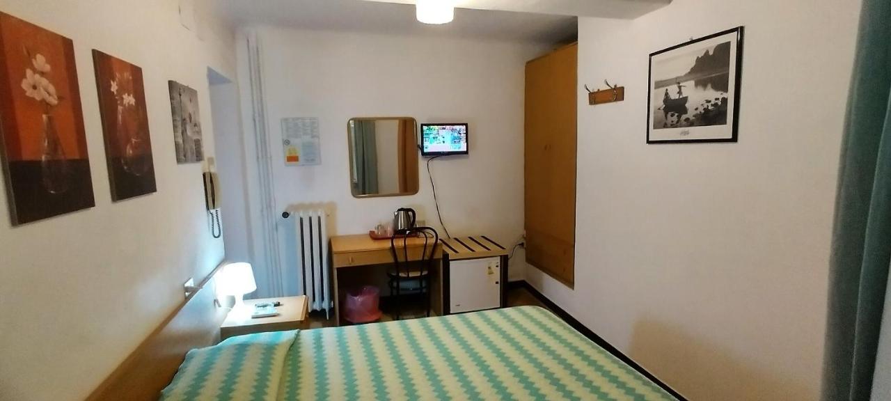 Hotel Major Cenova Dış mekan fotoğraf