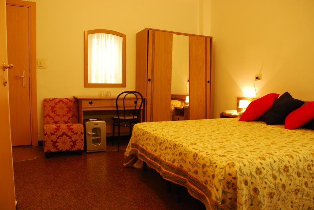 Hotel Major Cenova Dış mekan fotoğraf
