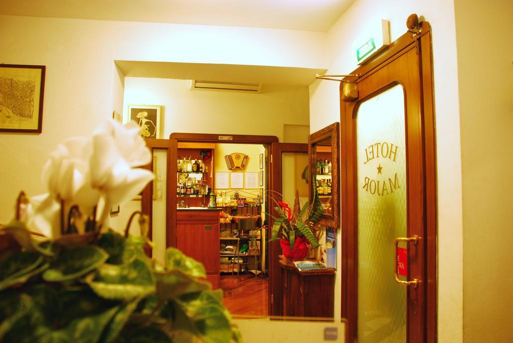 Hotel Major Cenova Dış mekan fotoğraf