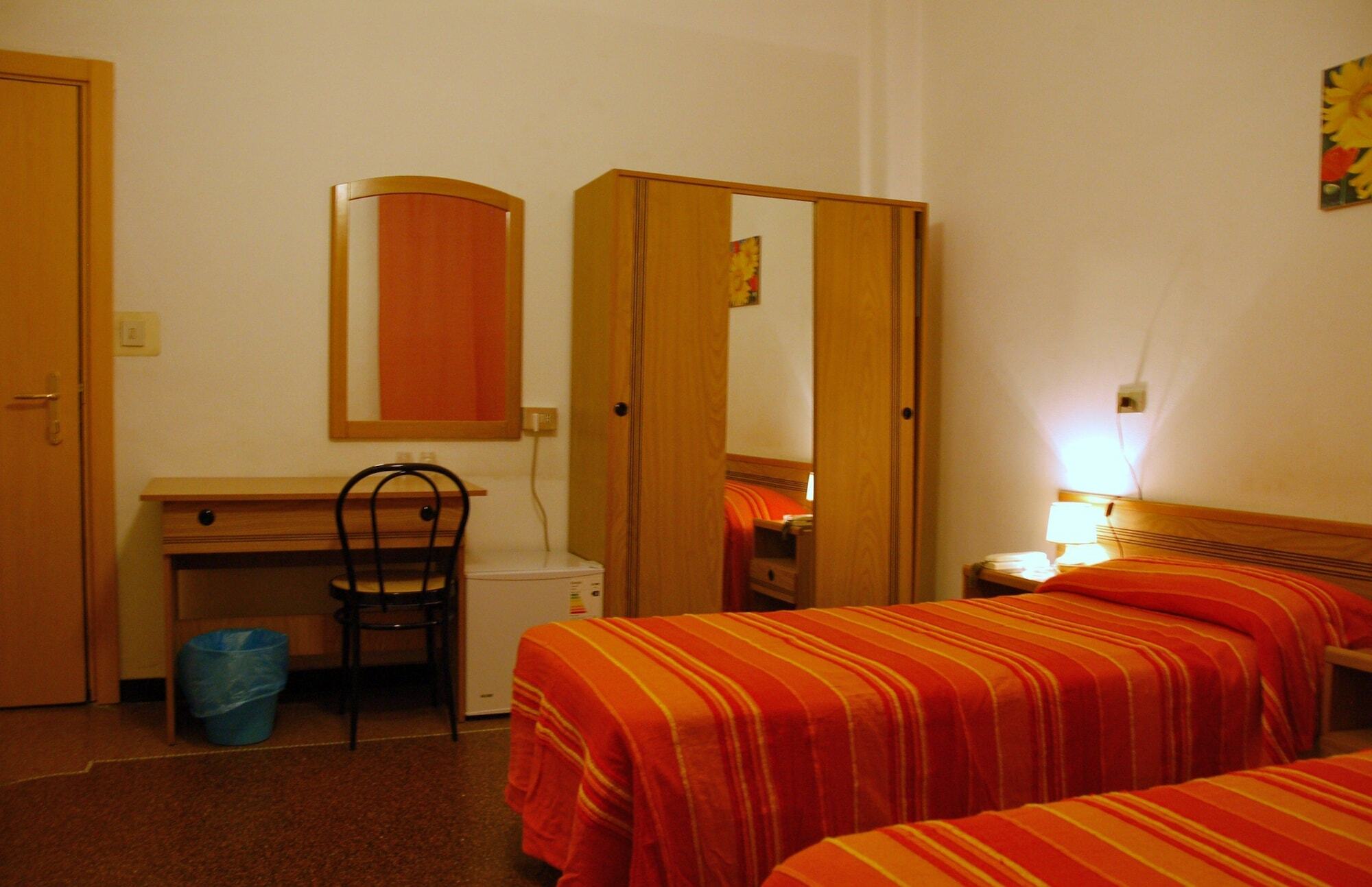 Hotel Major Cenova Dış mekan fotoğraf